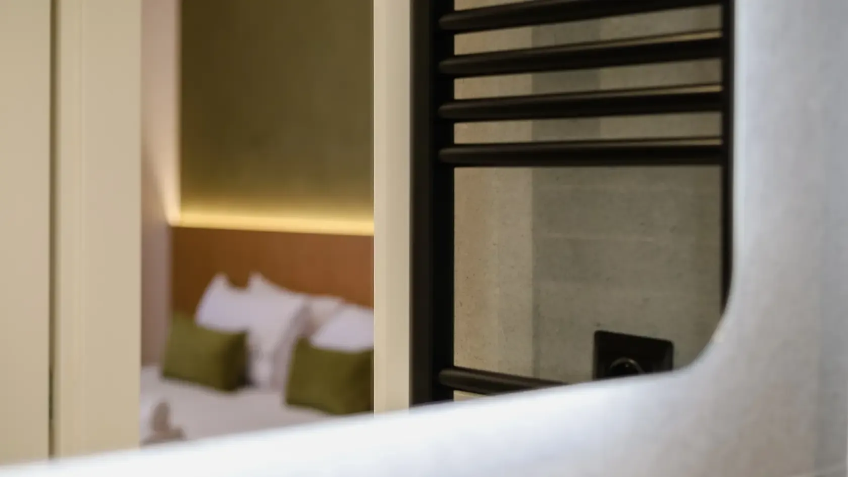 JUNIOR SUITE WITH JACUZZI